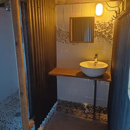 Pays De Joie - Caravan La Boheme * Saint-Macoux