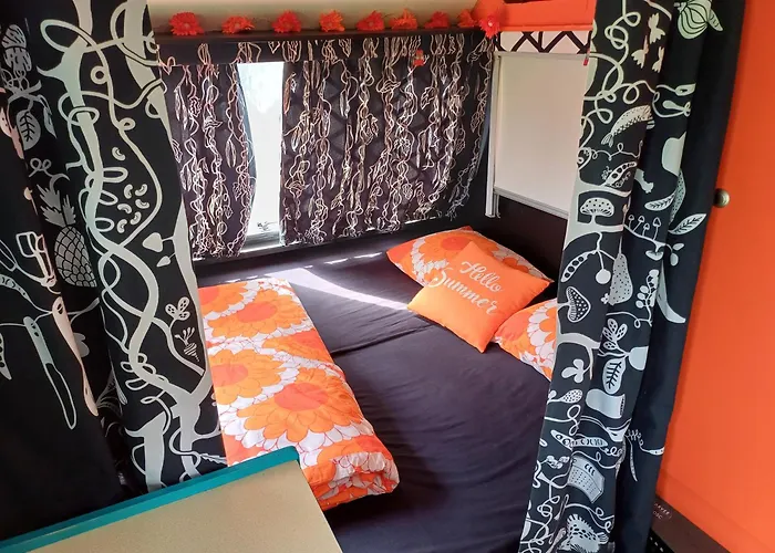 Pays De Joie - Caravan La Boheme * Saint-Macoux